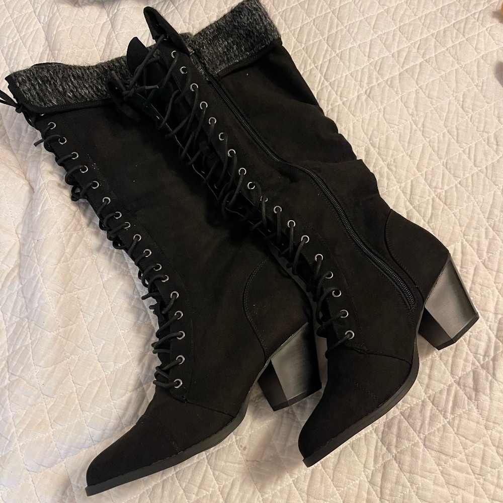 Sweater Wrap Knee Boot